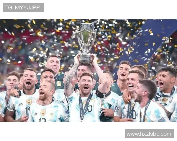 足球传奇的辉煌历程与伟大球员背后的故事探秘